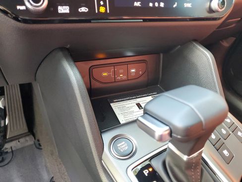 New 2026 Kia Sportage SX FWD image 18