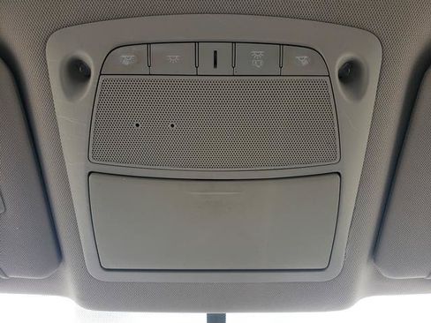 Used 2018 Nissan Rogue S AWD/4WD image 21