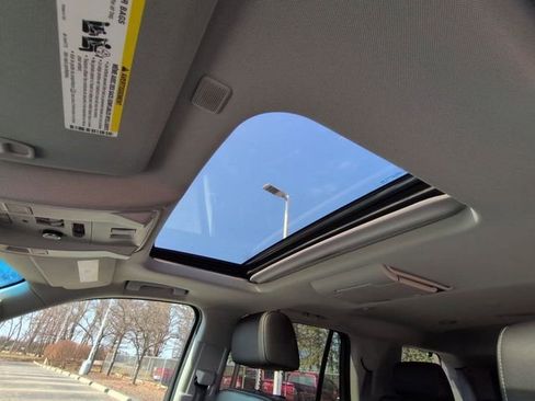 Used 2019 Chevrolet Tahoe Premier image 23