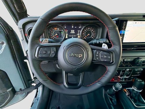New 2026 Jeep Wrangler Unlimited Rubicon 392 w/ Quick Order Package 27X Moab AWD/4WD image 36