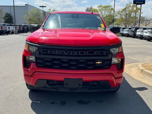 Used 2022 Chevrolet Silverado 1500 Custom AWD/4WD image 2