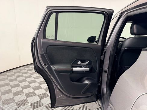 Used 2023 Mercedes-Benz GLA 250 image 29