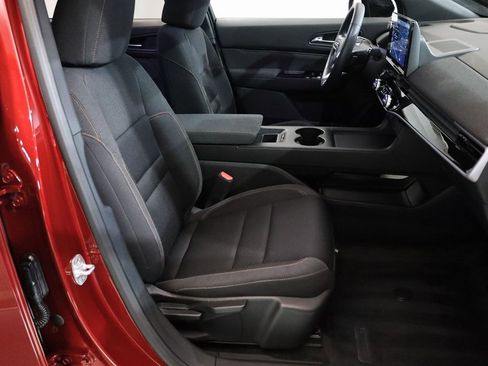 Used 2024 Honda Prologue EX image 13