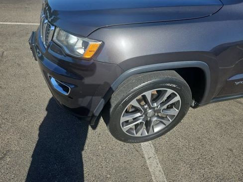 Used 2018 Jeep Grand Cherokee Limited RWD image 3