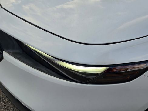 Certified 2023 Honda Accord EX image 9