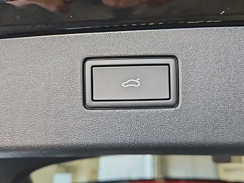 New 2026 Volkswagen Tiguan SE AWD/4WD image 20