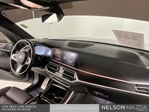 Used 2022 BMW X7 M50i w/ Luxury Seating Package image 34
