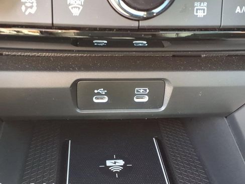 Used 2025 Honda Accord Sport image 18