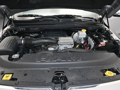 Used 2022 RAM 1500 Limited image 11