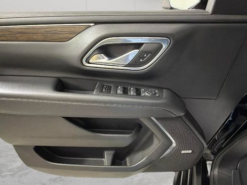 Used 2023 Chevrolet Suburban Premier RWD image 25