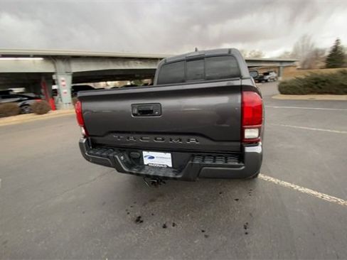 Used 2020 Toyota Tacoma SR w/ SR Convenience Package image 9