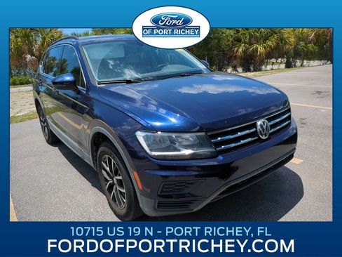 Used 2021 Volkswagen Tiguan SE FWD image 1