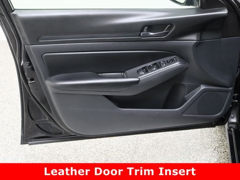 Used 2024 Nissan Altima 2.5 S image 12