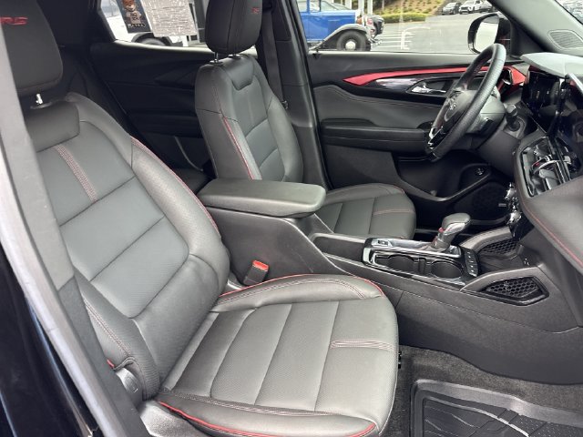 Used 2024 Chevrolet TrailBlazer RS w/ Convenience Package FWD image 23