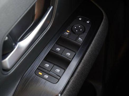 New 2026 Nissan Kicks SV image 10