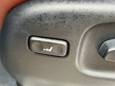 Used 2017 Lexus LX 570 4WD image 34