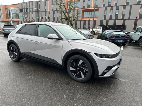 New 2026 Hyundai Ioniq 5 SE AWD/4WD image 8
