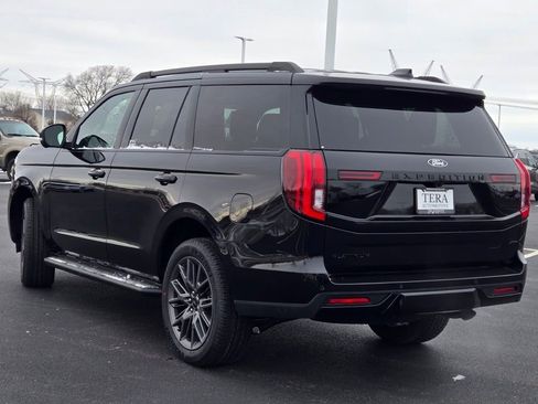 New 2026 Ford Expedition Platinum w/ Stealth Appearance Package image 17