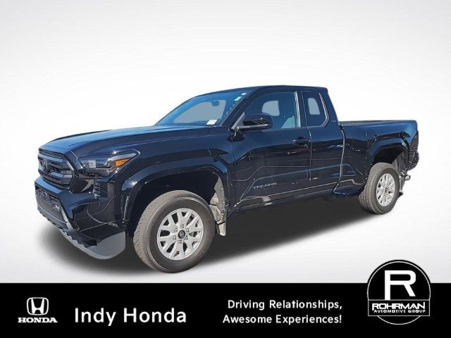 Used 2024 Toyota Tacoma SR5 AWD/4WD image 4
