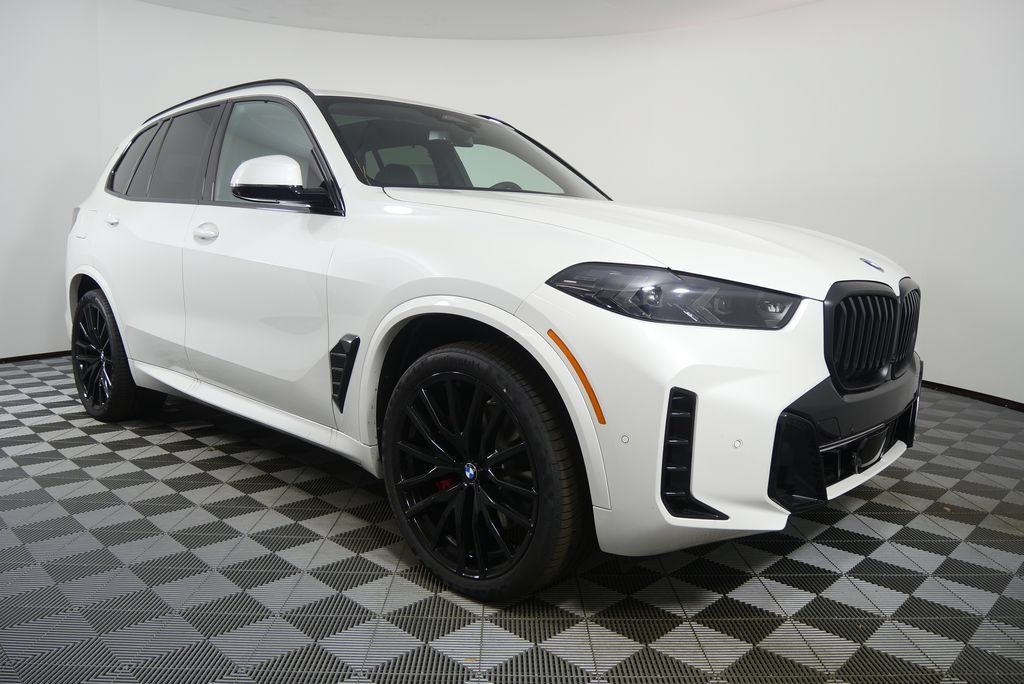Used 2026 BMW X5 xDrive40i w/ M Sport Package AWD/4WD image 8