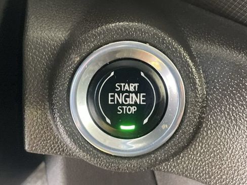Used 2023 Chevrolet TrailBlazer LT FWD image 16