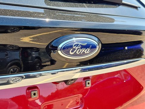 Used 2020 Ford Edge SEL w/ Convenience Package AWD/4WD image 29
