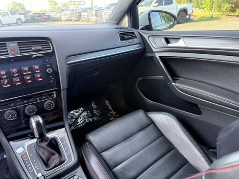 Used 2020 Volkswagen GTI SE FWD image 24
