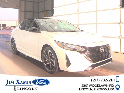 Used 2024 Nissan Sentra SR FWD image 1