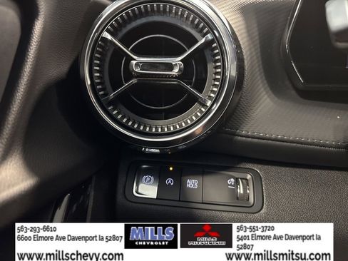 Used 2025 Chevrolet Equinox LT image 23