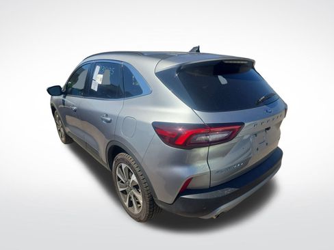 Used 2024 Ford Escape Platinum image 11