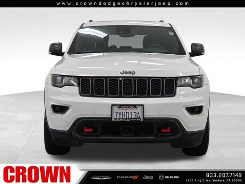 Used 2018 Jeep Grand Cherokee Trailhawk AWD/4WD image 2