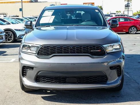 Used 2024 Dodge Durango GT RWD image 2