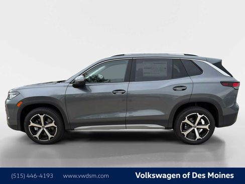 New 2026 Volkswagen Tiguan SE AWD/4WD image 3