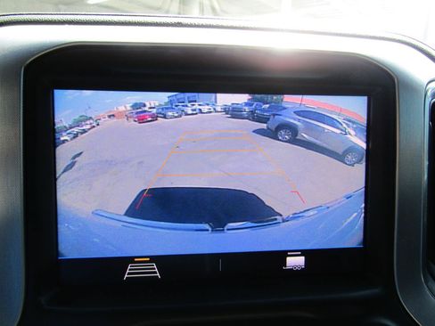 Used 2020 GMC Sierra 1500 SLE w/ SLE Value Package RWD image 19