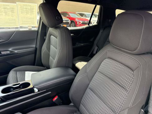 Used 2025 Chevrolet Equinox LT AWD/4WD image 22