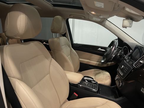 Used 2019 Mercedes-Benz GLS 450 4MATIC image 15