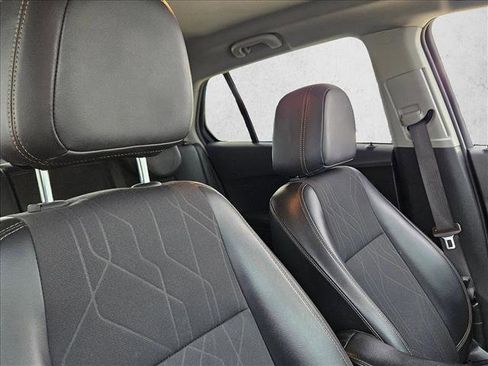 Used 2021 Chevrolet Trax LT image 22