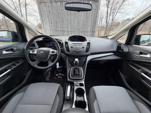 Used 2017 Ford C-MAX Energi SE FWD image 10