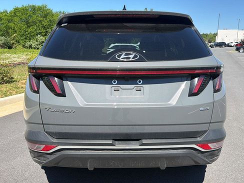 Used 2024 Hyundai Tucson SEL w/ Convenience Package AWD/4WD image 2