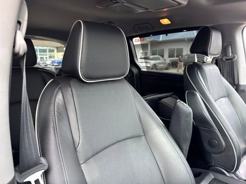 Used 2024 Honda Odyssey Elite image 29