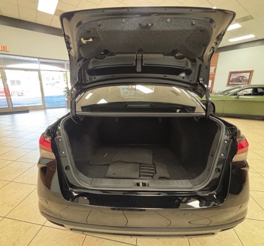 Used 2025 Nissan Versa S w/ Trunk Package FWD image 8