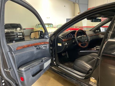 Used 2011 Mercedes-Benz S 63 AMG image 69
