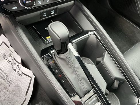 Used 2025 Honda Accord Sport image 25