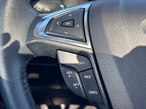 Used 2024 Ford Edge SEL w/ Convenience Package image 18