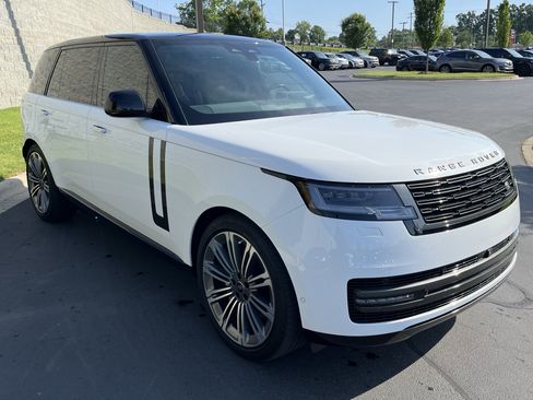 Used 2024 Land Rover Range Rover Long Wheelbase SE AWD/4WD image 8