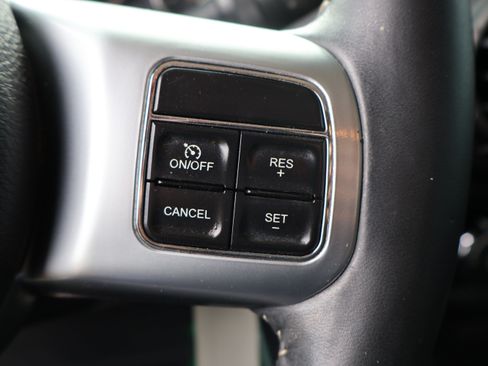Used 2018 Jeep Wrangler Sport AWD/4WD image 26