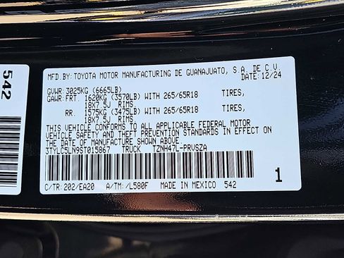 Used 2025 Toyota Tacoma TRD Sport w/ TRD Sport Premium Package AWD/4WD image 28