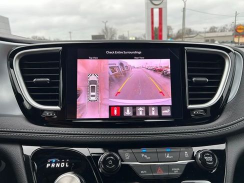 New 2026 Chrysler Pacifica Limited w/ S Appearance Package image 49