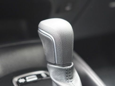 Certified 2025 Toyota Corolla SE FWD image 28