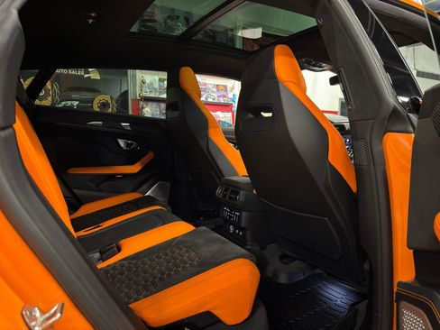 Used 2022 Lamborghini Urus image 23